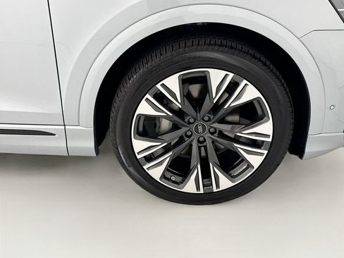 Used 2026 Audi Q8 Premium Plus w/ Premium Plus Package AWD/4WD image 31