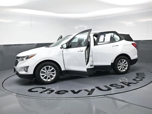 Certified 2020 Chevrolet Equinox LS image 20