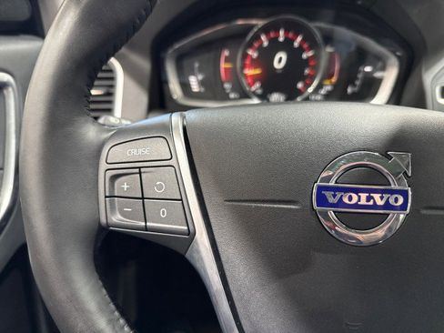 Used 2017 Volvo XC60 T6 Dynamic w/ Climate Package image 68