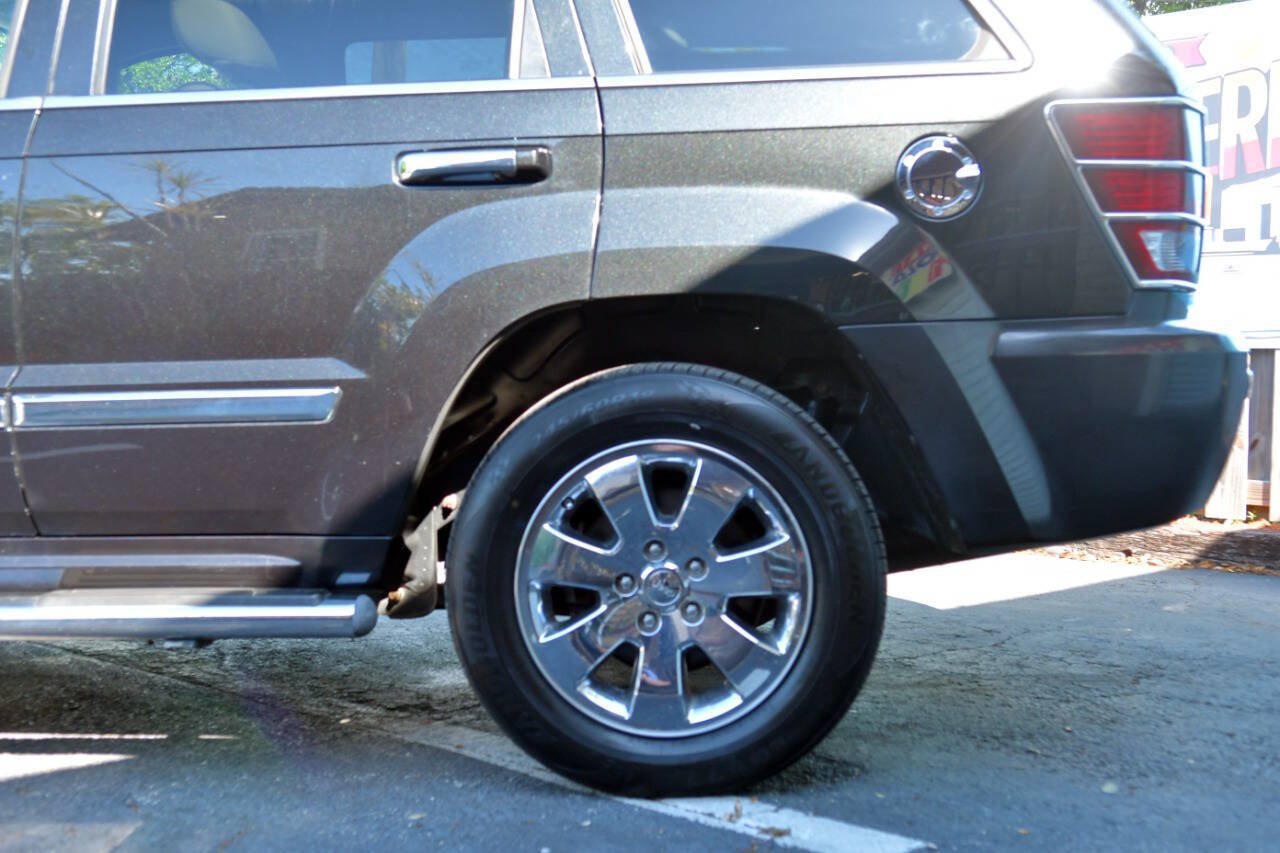 Used 2008 Jeep Grand Cherokee Overland w/ Mopar Chrome Edition Group AWD/4WD image 9