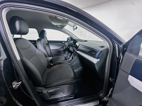 Used 2022 Volkswagen Taos SE FWD image 30