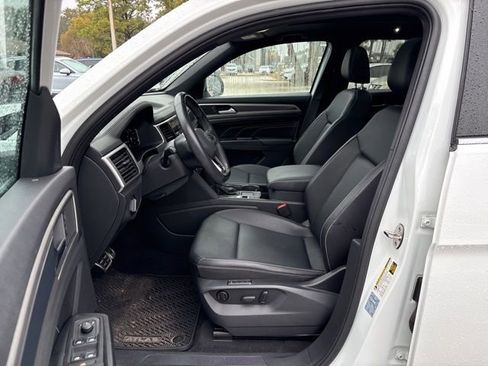 Used 2020 Volkswagen Atlas Cross Sport SEL R-Line image 5