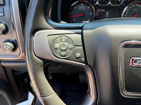 Used 2015 GMC Sierra 1500 SLT w/ All-Terrain Package AWD/4WD image 17