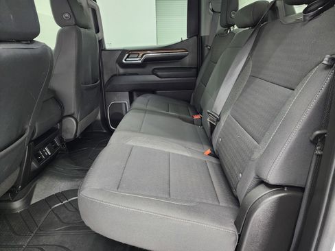 Used 2023 Chevrolet Silverado 1500 RST w/ Redline Edition AWD/4WD image 9