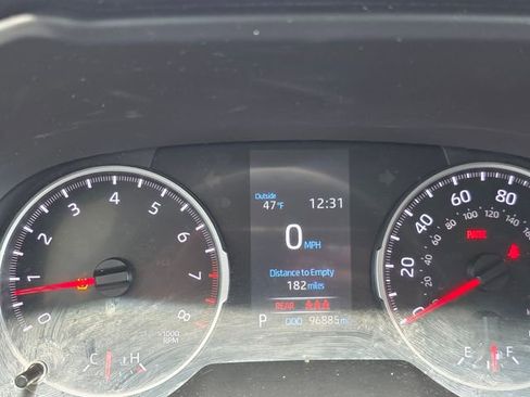 Used 2022 Toyota RAV4 LE image 18