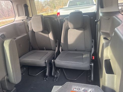 Used 2019 Ford Transit Connect XLT w/ Trailer Tow Package image 19