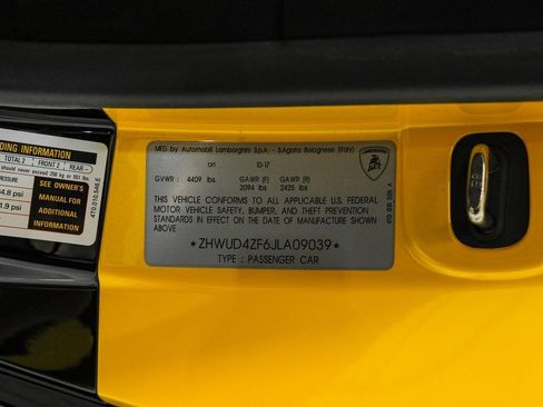 Used 2018 Lamborghini Huracan Performante image 64