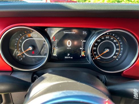 Certified 2023 Jeep Wrangler Unlimited Rubicon w/ Cold Weather Group image 20