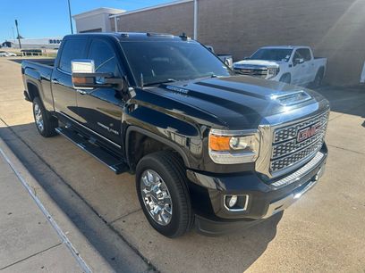 Used 2019 GMC Sierra 2500 Denali w/ Duramax Plus Package