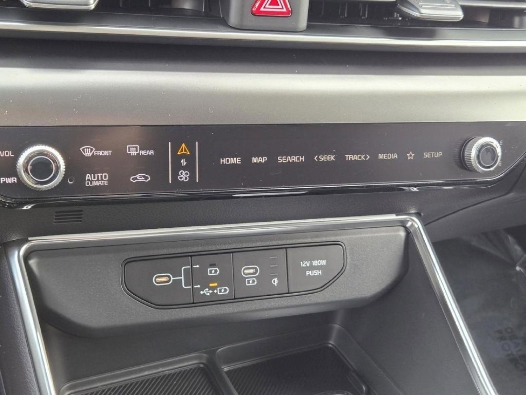 Used 2026 Kia Carnival SX Prestige FWD image 30