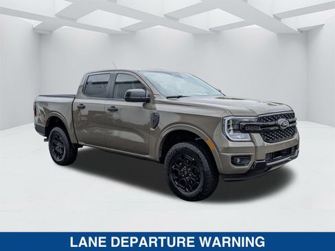 New 2025 Ford Ranger XLT w/ Black Appearance Package image 2