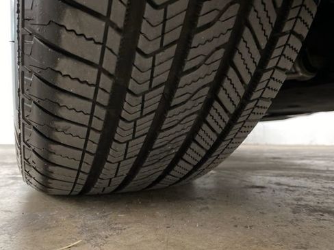 Used 2025 Audi Q5 Premium w/ Convenience Package image 97