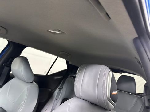 Used 2022 Nissan Kicks SR w/ Premium Package image 12