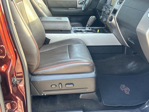 Used 2017 Ford Expedition King Ranch RWD image 13
