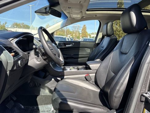 Used 2020 Ford Edge Titanium w/ Equipment Group 301A image 11