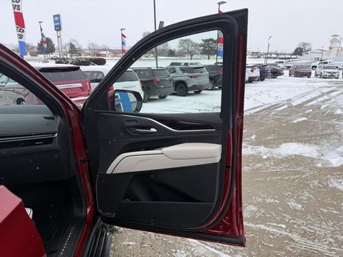 Used 2021 Cadillac Escalade Sport w/ Driver Assist Tech Package image 16