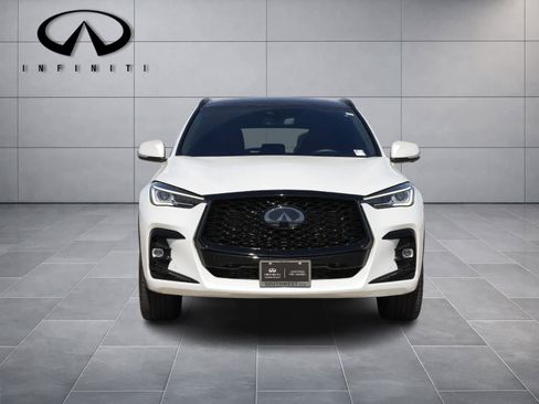 Used 2025 INFINITI QX50 Sport image 2