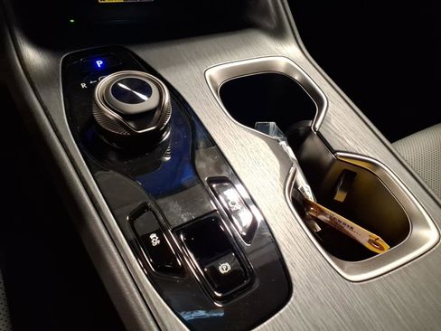 New 2026 Lexus RZ 450e AWD image 8