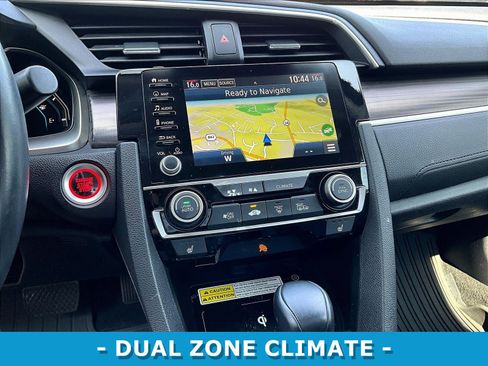 Used 2019 Honda Civic Touring image 9