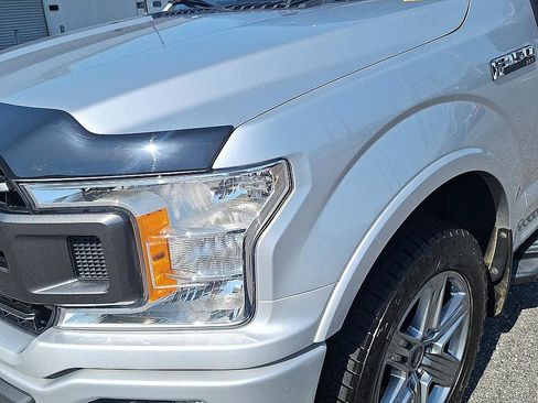 Used 2018 Ford F150 XLT w/ Equipment Group 302A Luxury AWD/4WD image 32