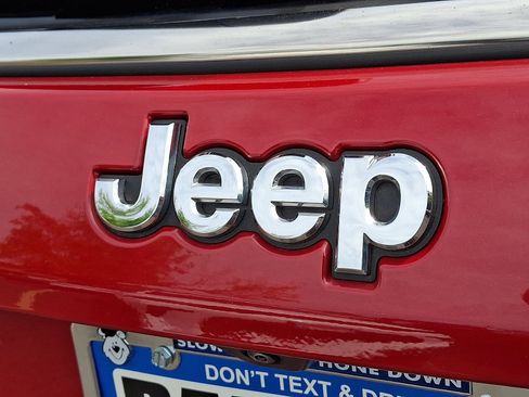 Used 2024 Jeep Compass Limited AWD/4WD image 29
