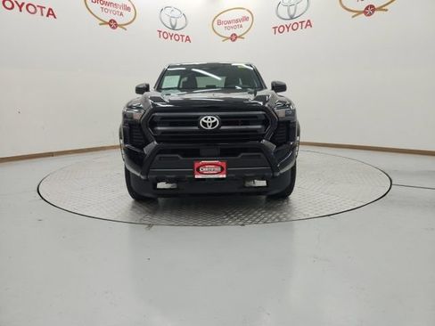Used 2025 Toyota Tacoma SR RWD image 4