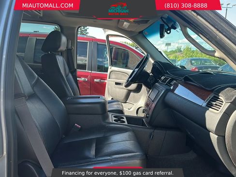 Used 2013 GMC Yukon XL SLT AWD/4WD image 8
