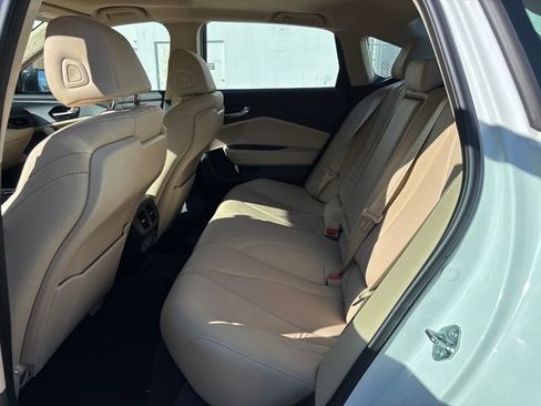 Used 2024 Acura TLX w/ Technology Package image 5