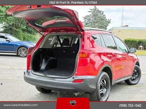 Used 2014 Toyota RAV4 LE AWD/4WD image 25
