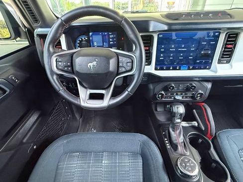 Used 2024 Ford Bronco Heritage Edition AWD/4WD image 21