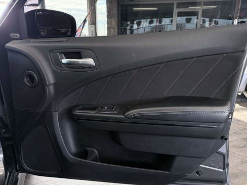 Used 2021 Dodge Charger R/T w/ Blacktop Package image 29