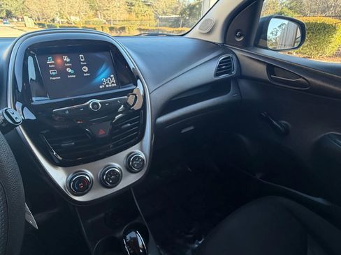 Used 2017 Chevrolet Spark LS image 19