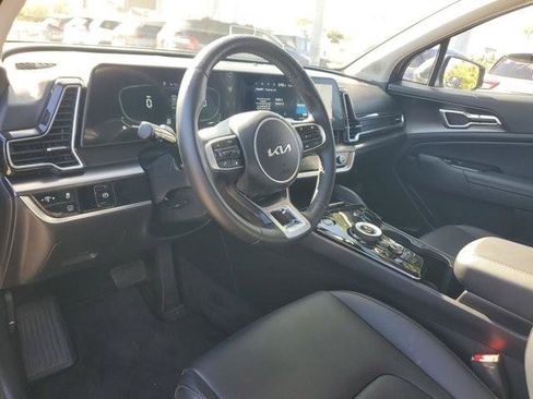 Used 2023 Kia Sportage EX image 12