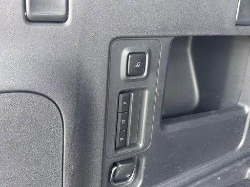Used 2025 Ford Expedition Active RWD image 43