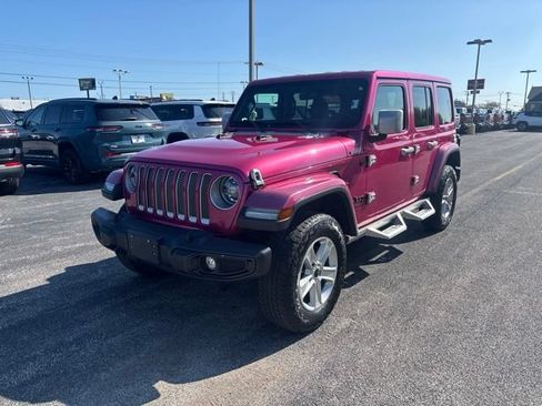 Used 2022 Jeep Wrangler Unlimited Sahara AWD/4WD image 1