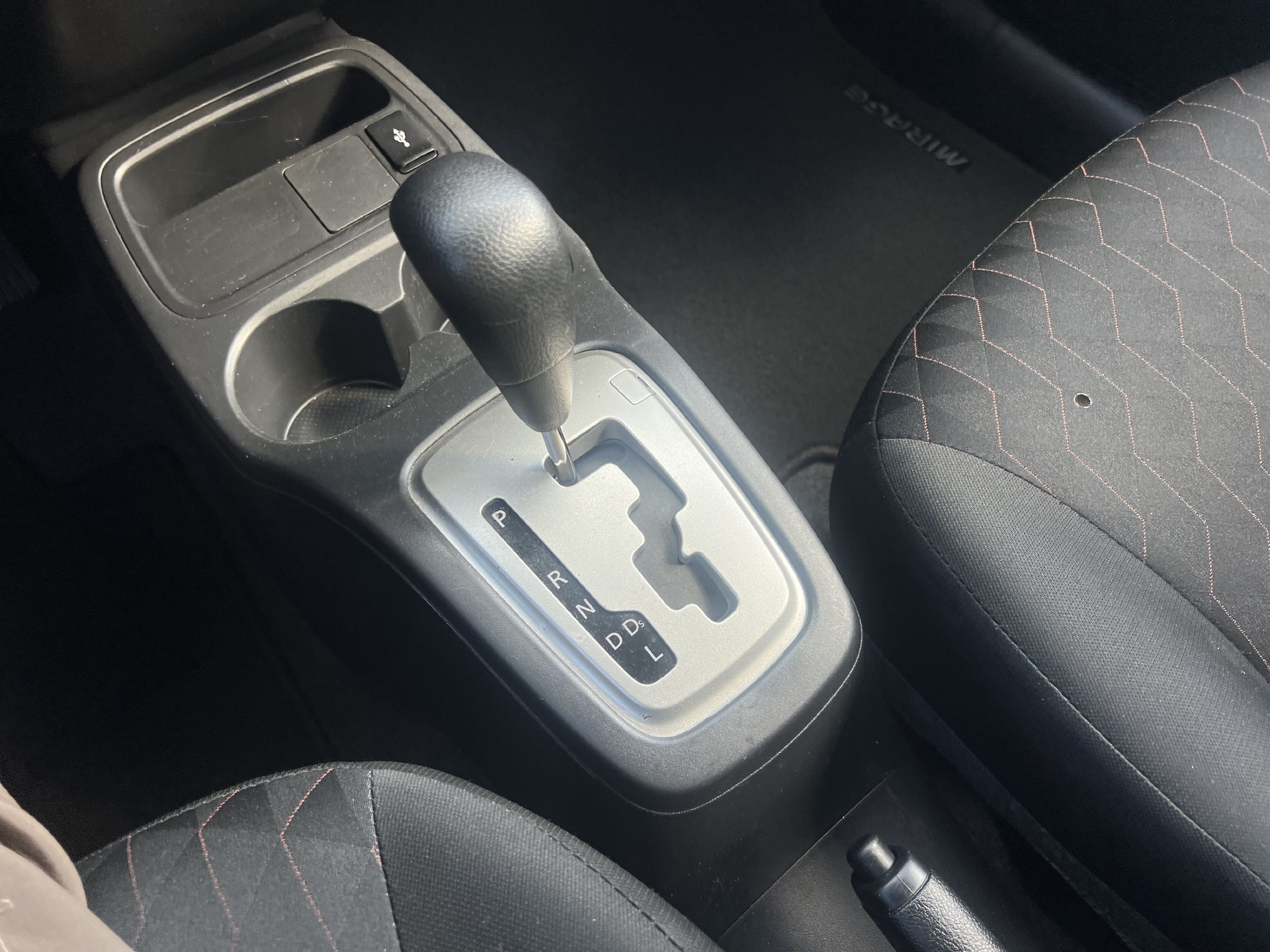 Used 2024 Mitsubishi Mirage ES FWD image 7