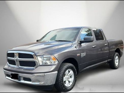 Used 2019 RAM 1500 Classic SLT image 1