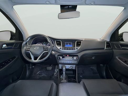 Used 2016 Hyundai Tucson Sport AWD/4WD image 31