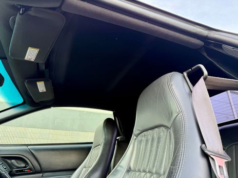 Used 2000 Chevrolet Camaro Z28 w/ SS Performance/Appearance Pkg image 43