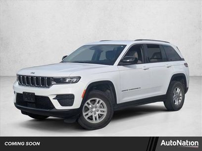 Used 2022 Jeep Grand Cherokee Laredo w/ Luxury Tech Group I
