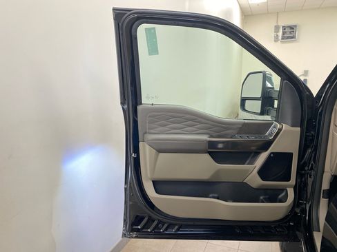 New 2026 Ford F350 Platinum w/ Platinum Plus Package AWD/4WD image 16