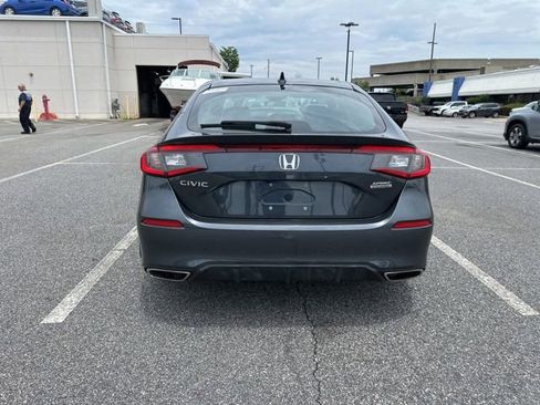 Certified 2024 Honda Civic Sport Touring image 5