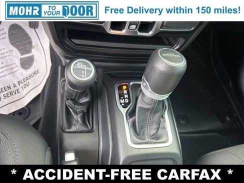 Used 2023 Jeep Gladiator Willys image 25