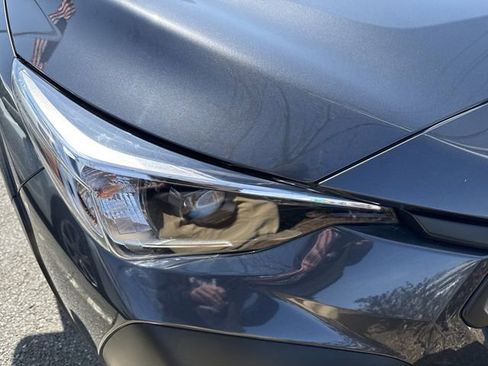 Certified 2024 Subaru Crosstrek 2.0i image 11