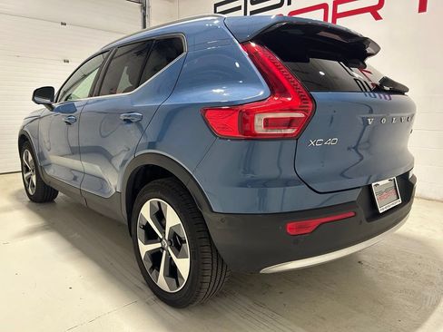 Used 2024 Volvo XC40 B5 Plus w/ Protection Package Premier AWD/4WD image 5