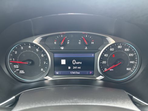 Used 2022 Chevrolet Equinox LT image 22