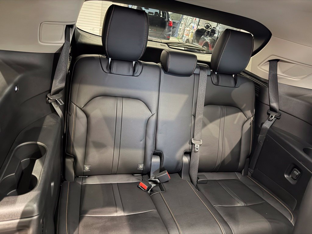 Used 2024 MAZDA CX-90 Plug-In Hybrid w/ Premium Pkg AWD/4WD image 47