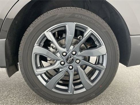 Used 2022 Chevrolet Equinox RS w/ Infotainment Package image 47