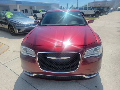 Used 2020 Chrysler 300 Touring L w/ Quick Order Package 2EF RWD image 8