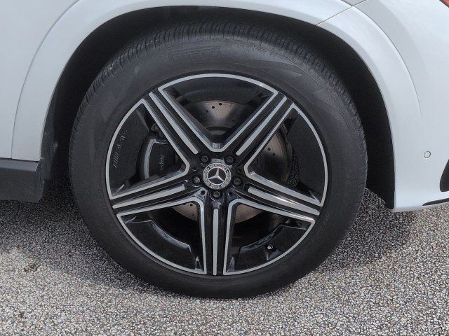 Used 2025 Mercedes-Benz GLE 450e 4MATIC image 11